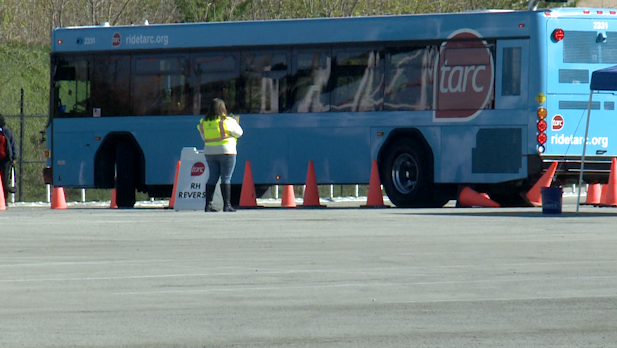 Louisville TARC drivers show off skills at 2024 'Bus Roadeo' competition - Vimarsana News