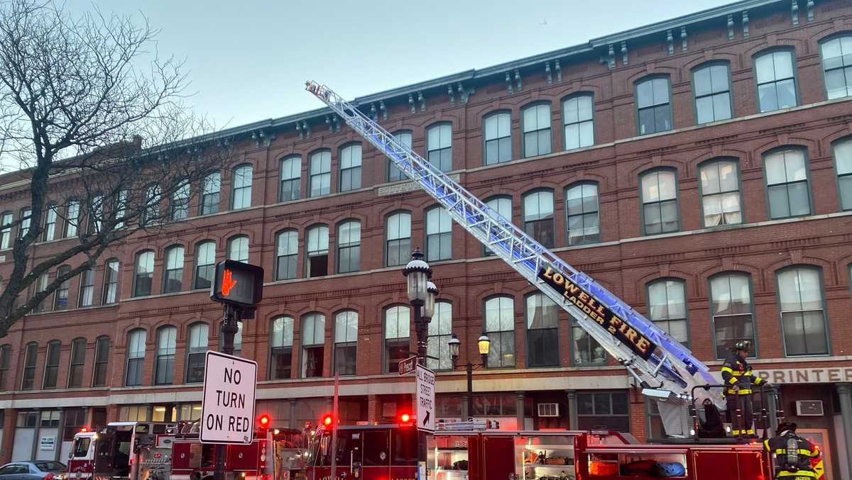 Crews battle 2alarm fire at Lowell apartment building