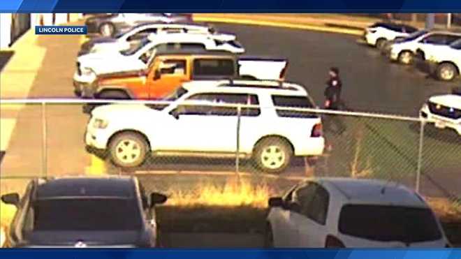 Lincoln police officer shoots, injures man during attempted traffic stop