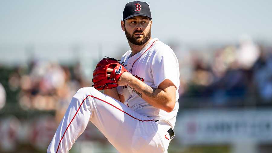 Red Sox pitcher Lucas Giolito could miss 2024 season