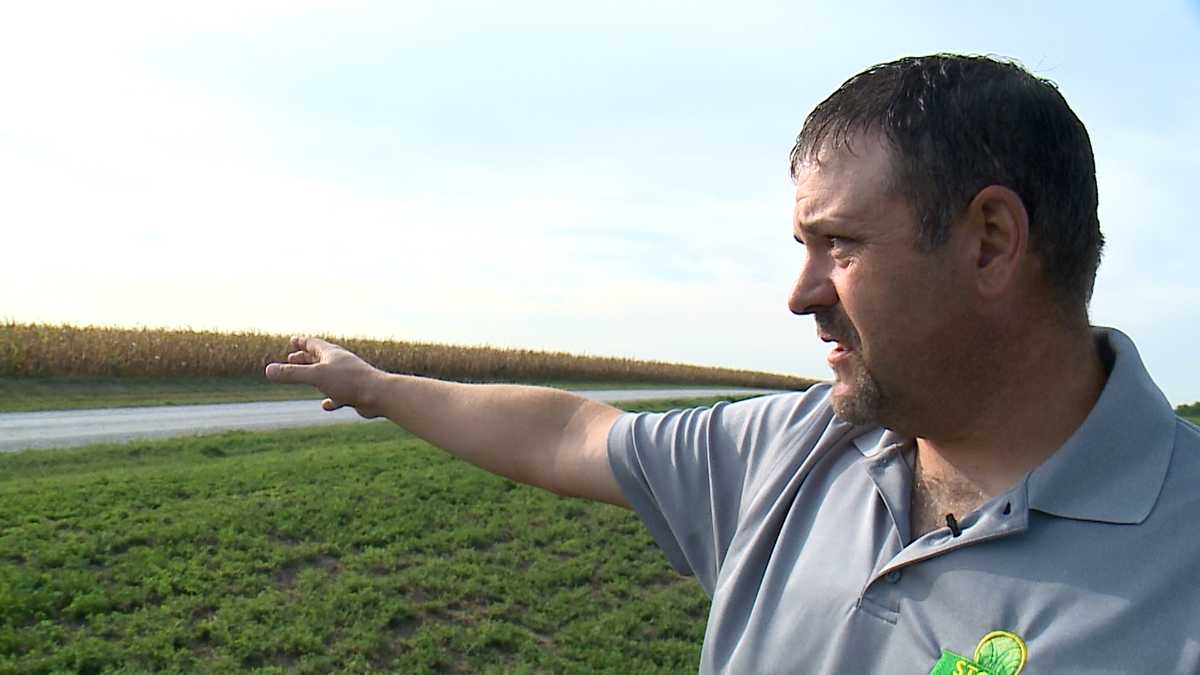 Luke Bryan performing in Murdock, Nebraska, Thursday night