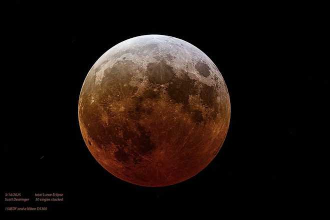 Scott Dearinger shared this photo of the March 14, 2025, lunar eclipse.