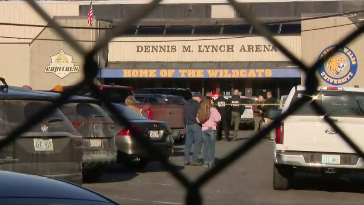 High school hockey resumes in Rhode Island after deadly Lynch Arena shooting