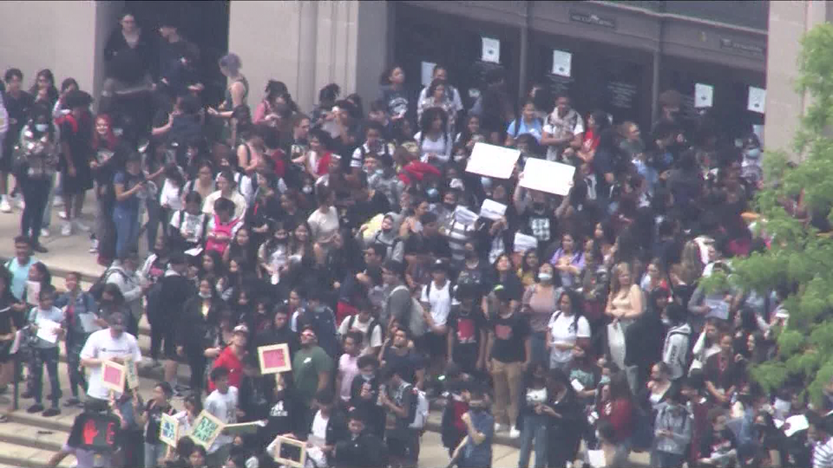 students-march-to-lynn-city-hall-call-for-change-in-wake-of-texas