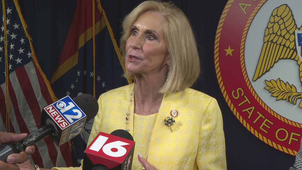 Mississippi attorney general sparks governor race speculation ahead of Wednesday announcement