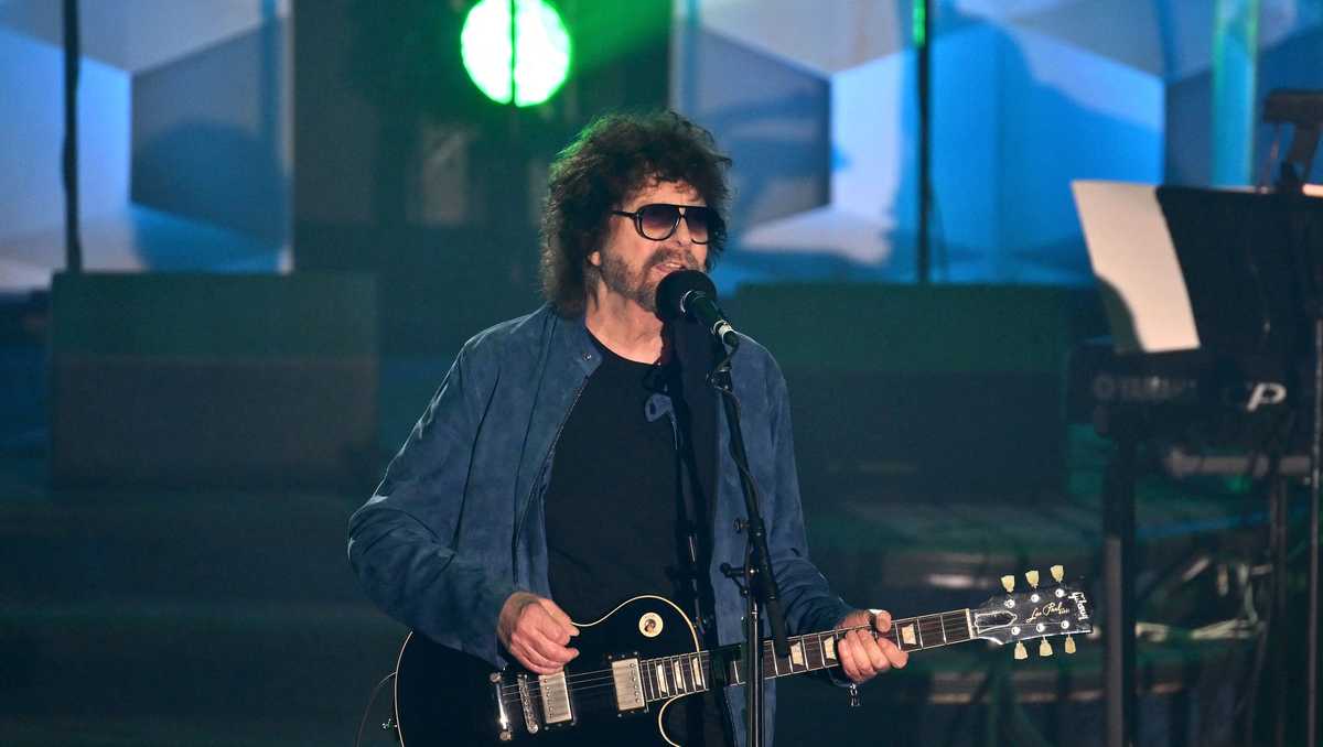 Jeff Lynne's ELO Over and Out Tour in Pittsburgh Sept. 10, 2024