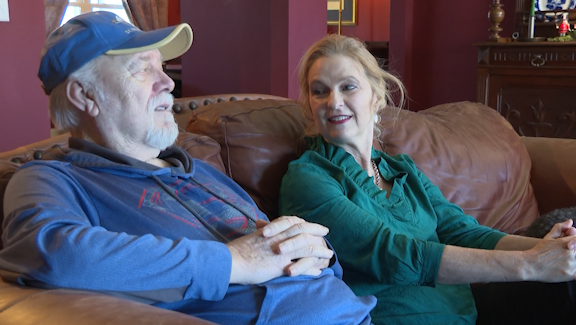 Denton woman reunites with her biological father after 60 years - Vimarsana News