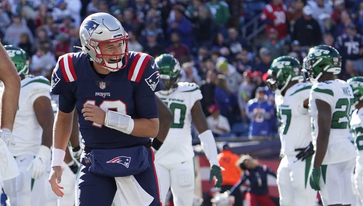 Mac Jones scores 2 TDs, Patriots score 54, embarrass Jets in Foxborough