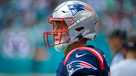 Mac Jones hobbles off the field during Patriots-Ravens game