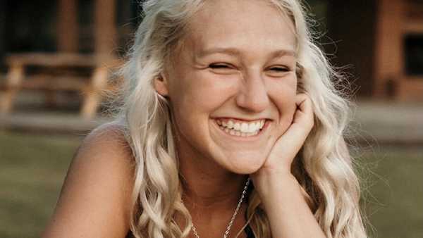 Hundreds gather to remember 17-year-old Butler HS student killed in wrong-way crash - Vimarsana News
