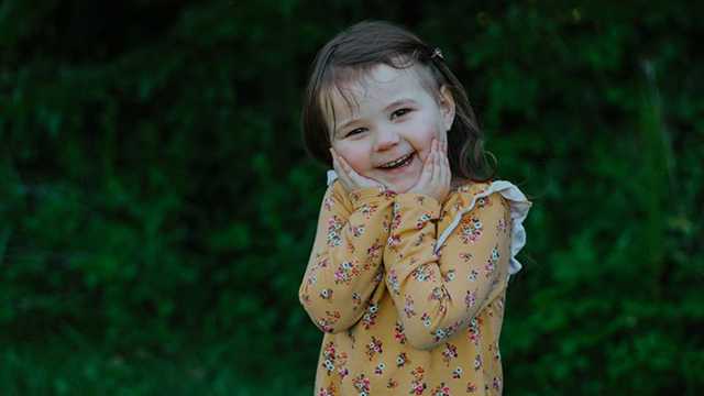 An Oklahoma mother is asking for people's help in a project that would put a smile on the face of her 4-year-old daughter with autism.