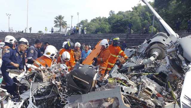 2 Malaysian military helicopters collide and crash, killing 10 - Vimarsana News