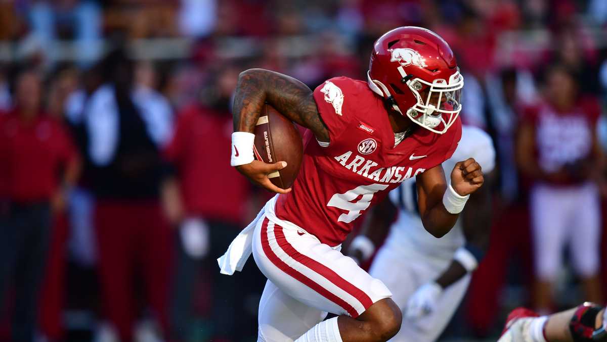 Arkansas backup quarterback Malik Hornsby says he'll enter transfer portal