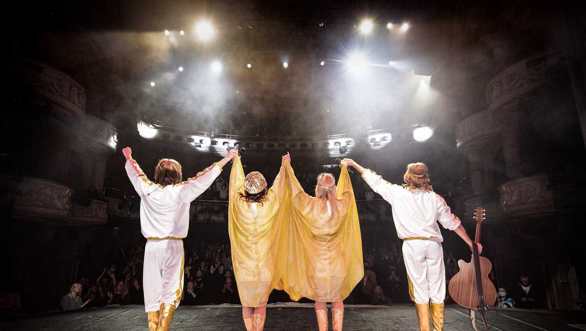 'Mania: The ABBA Tribute' tour stops at the Pabst Theater in Milwaukee