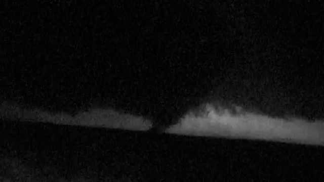 Tornado caught on camera in southwestern Oklahoma - Vimarsana News