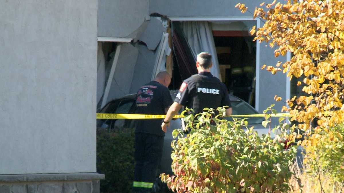 Vehicle crashes into building in Lancaster County