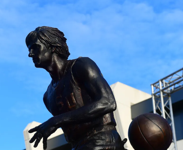 Pistol Pete Maravich Statue Unveiled On LSU Campus - Louisiana News