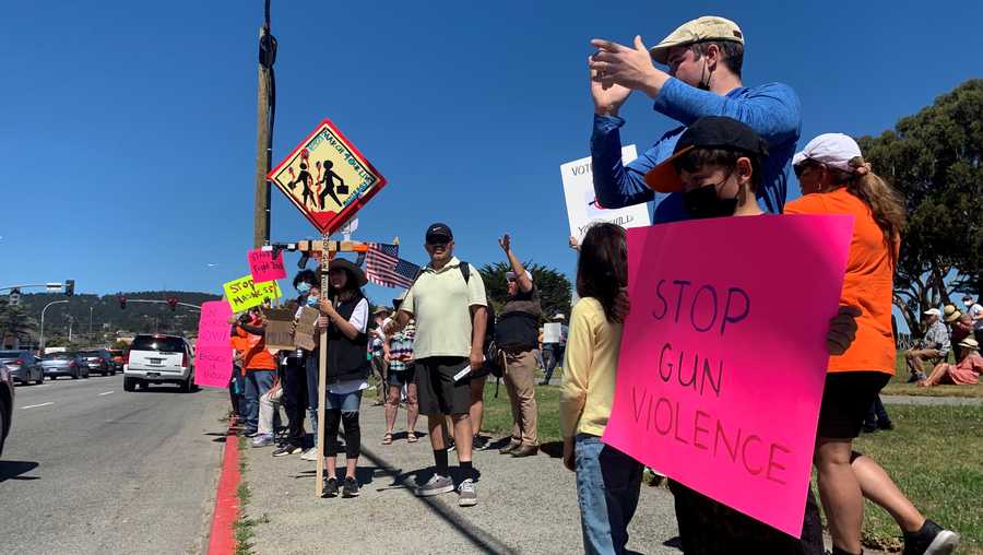 march for our lives rally at window on the bay saturday