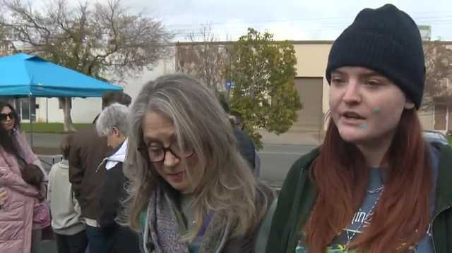 Ahead of New Year's holiday, family of man killed by suspected DUI driver marches to raise awareness - Vimarsana News