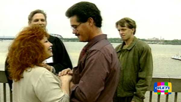 ARCHIVES: In 1995, couple gets married on the Belvedere just before Thunder - Vimarsana News