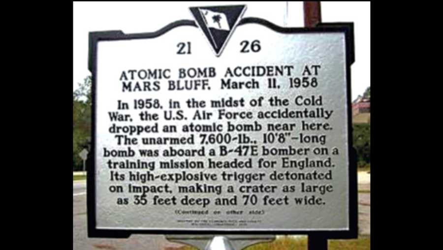 Historic marker for Mars Bluff bomb drop