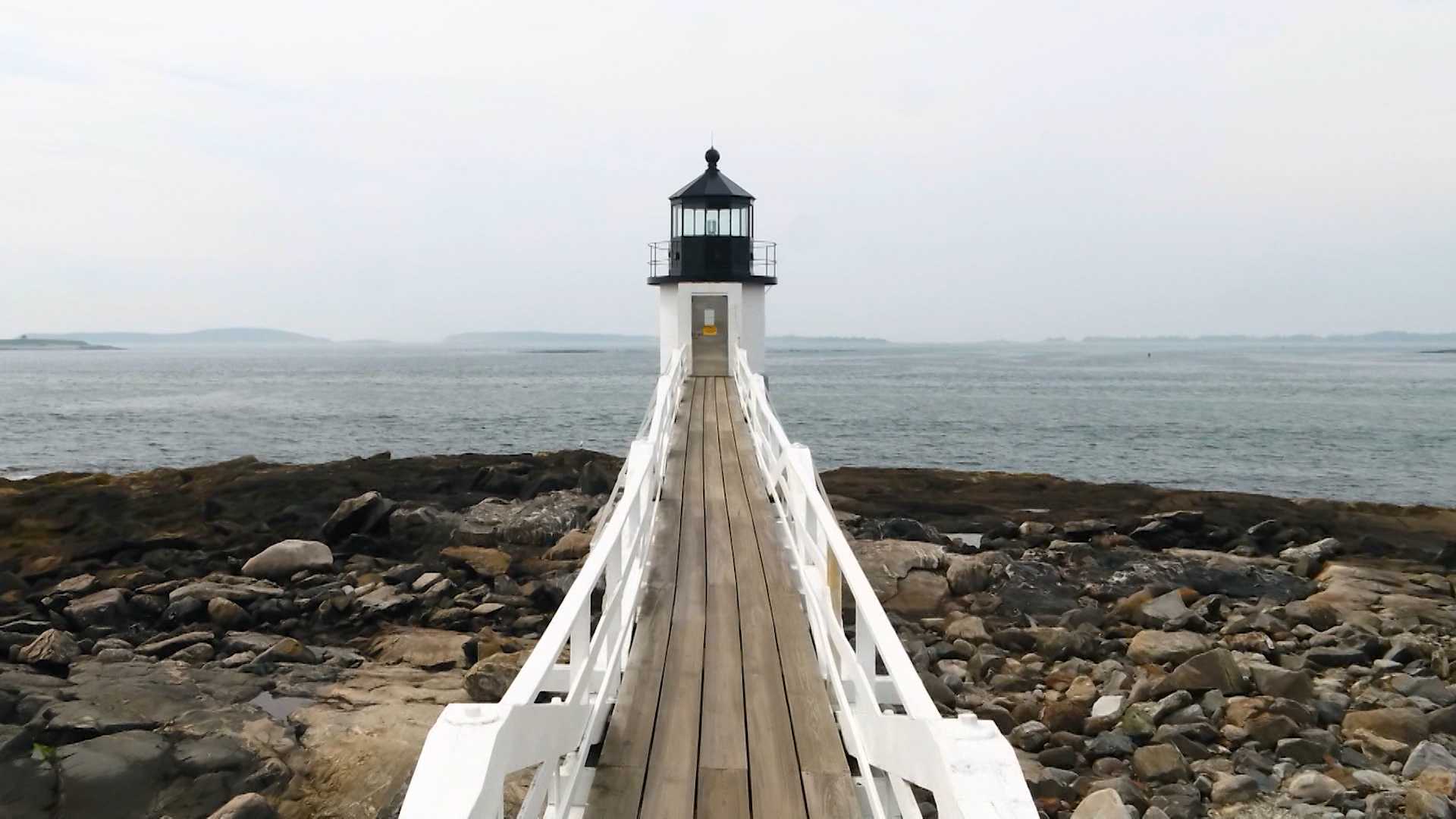 Community celebrates 30 years since restoration of iconic Maine lighthouse