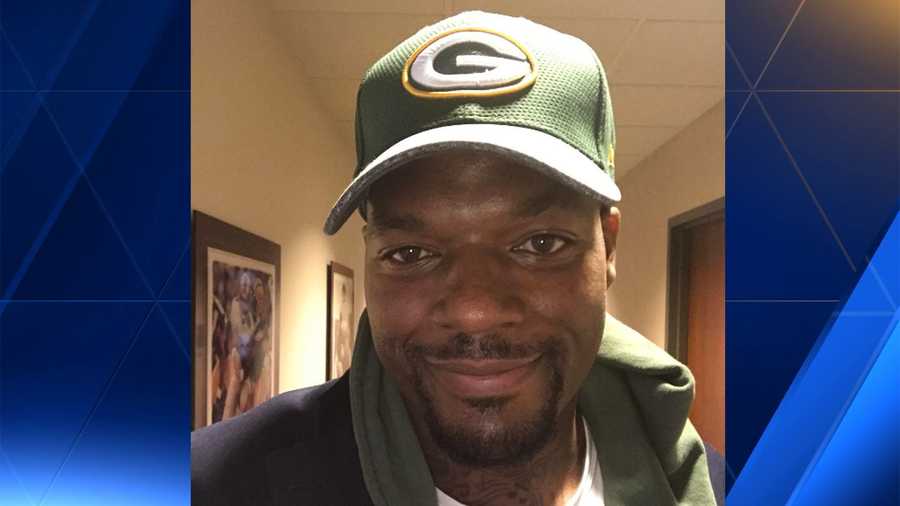 Packers waive TE Martellus Bennett