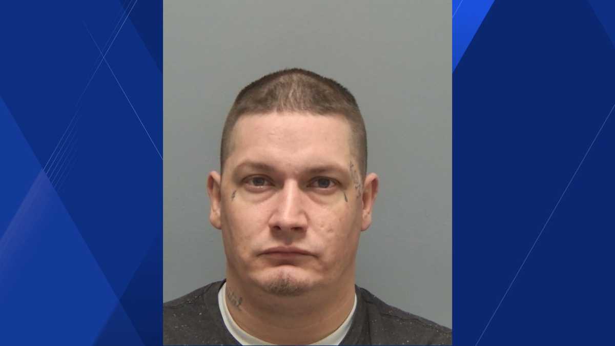 Lee County man on the run after missing court date for arrest for using ...