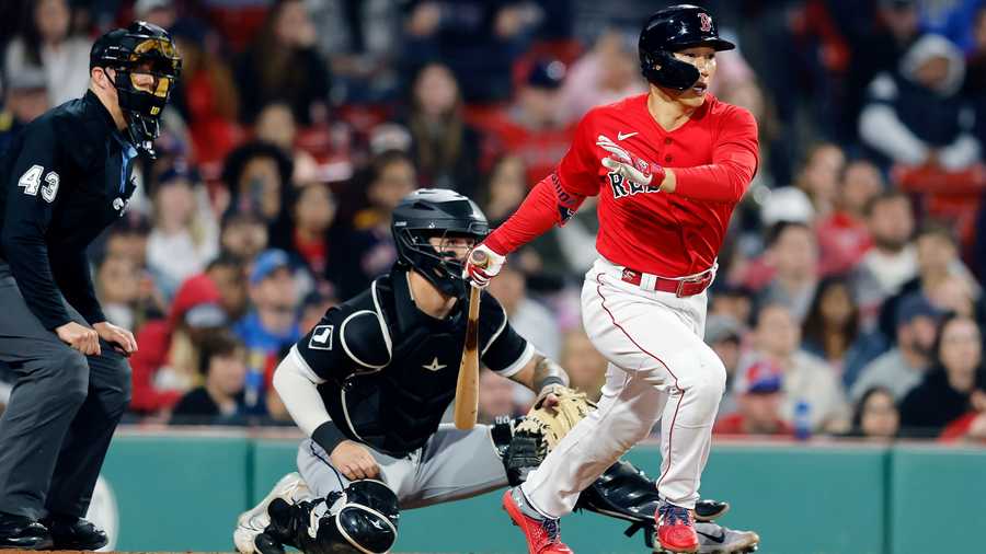 Red Sox rally past White Sox for second win in last 8