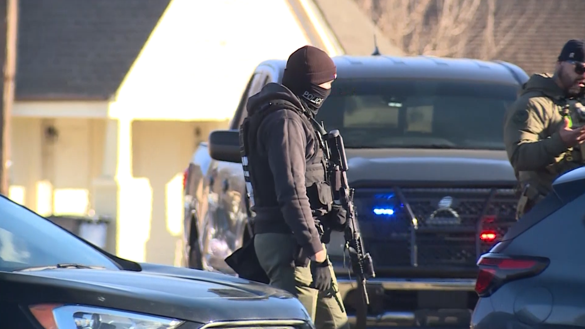 Oklahoma bill seeks to ban masks for local law enforcement in immigration operations