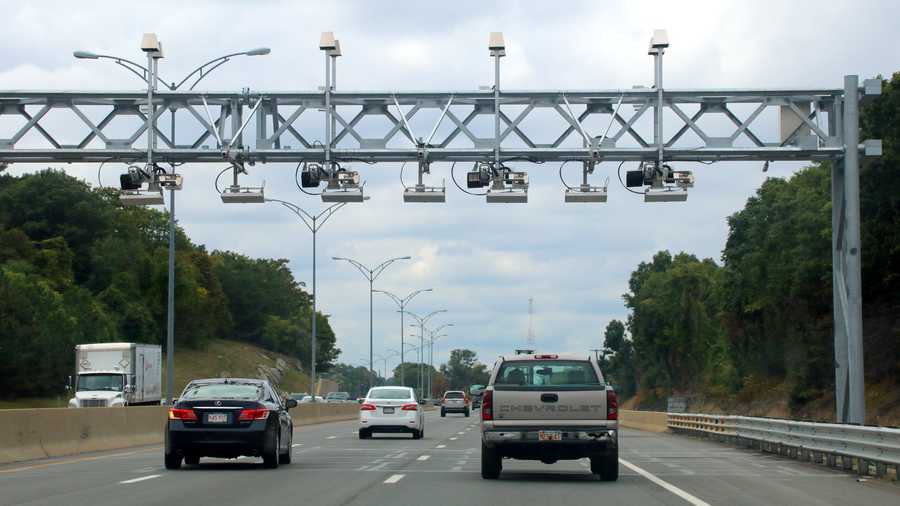 Maine gov. claims Massachusetts toll system shaking down drivers