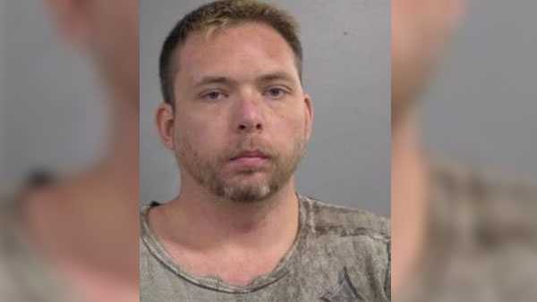 Louisville man now faces murder charge after Goldsmith Lane shooting ...