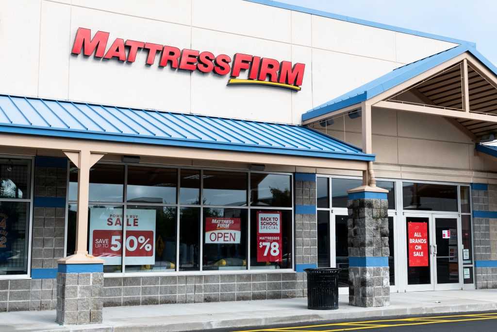 Mattress firm deals hours near me