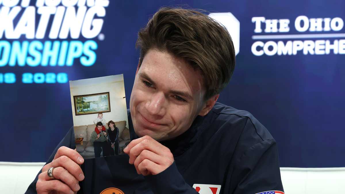 Maxim Naumov triumphs over tragedy, making Olympic team after his parents died in DC plane crash