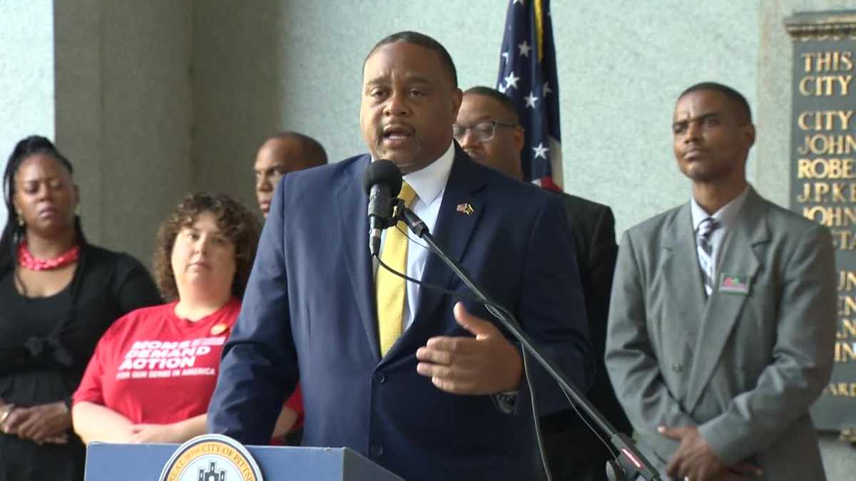 Pittsburgh Mayor Ed Gainey lays out 2023 budget plans