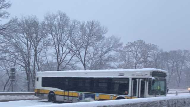 MBTA bus spins out in snow, blocks lanes of Mass Pike - Vimarsana News