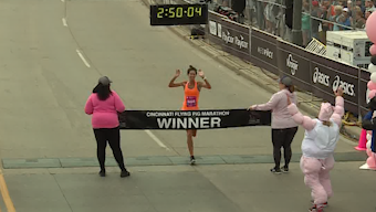 Ohio native Grace McCarron wins 2022 women's Flying Pig race - Vimarsana News