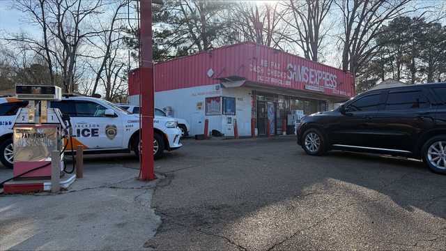 Shooters in two vehicles exchange gunfire