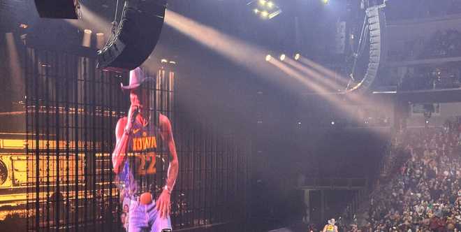 Country&#x20;music&#x20;star&#x20;Tim&#x20;McGraw&#x20;wears&#x20;a&#x20;Caitlin&#x20;Clark&#x20;jersey&#x20;while&#x20;performing&#x20;at&#x20;Wells&#x20;Fargo&#x20;Arena