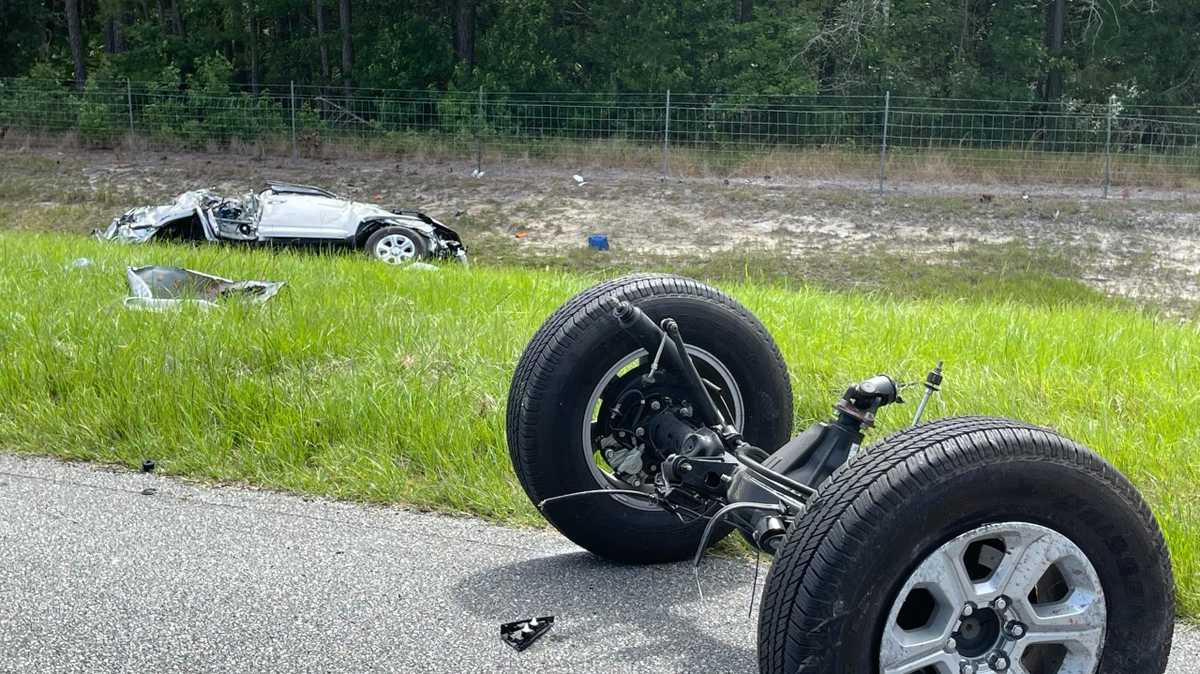 Trooper 1 dead, 4 taken to the hospital after I95 crash in McIntosh