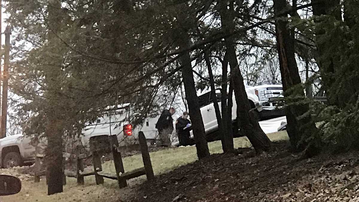 Tow truck driver dies after being pinned by his truck in McKeesport