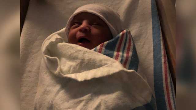 Congratulations to KOCO 5 News Anchor Mecca Rayne, who is celebrating the birth of her baby girl “Disney Joy.”