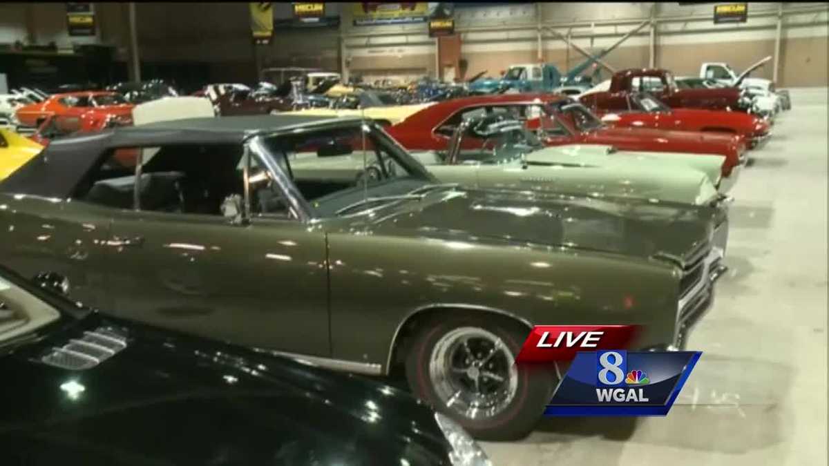 Mecum Auto Auction revs up in Harrisburg