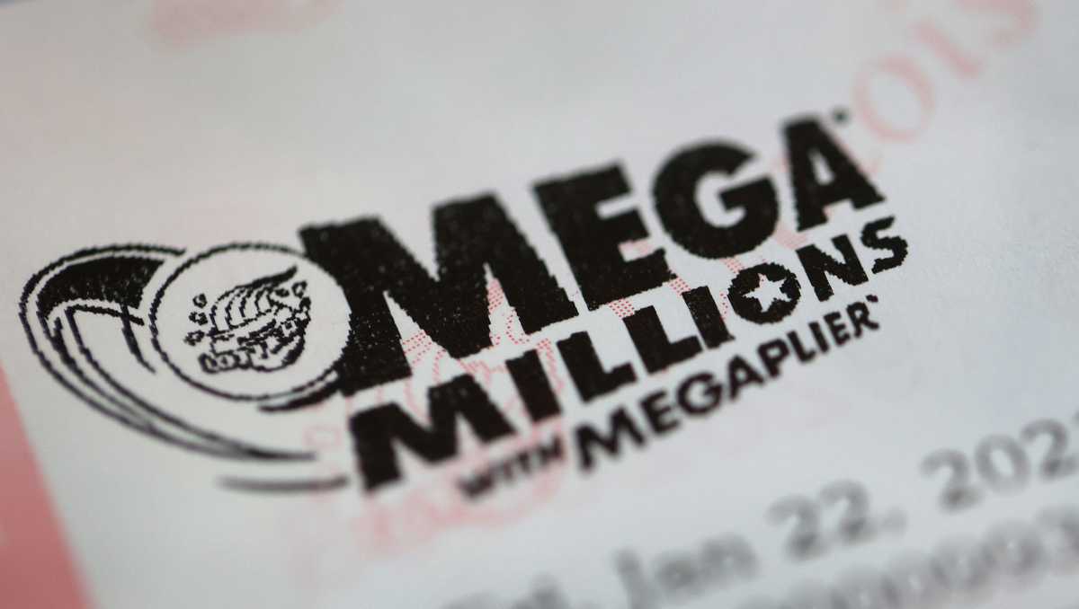 Победителят от джакпота Mega Millions от $1,6 милиарда получава своята награда