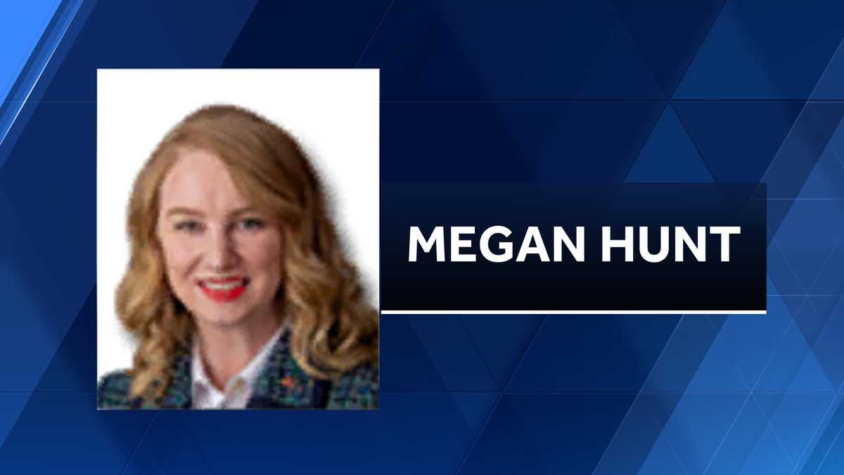 Nebraska state Sen. Megan Hunt files for reelection