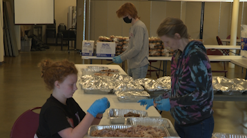4th grade salvation army volunteer feeds hungry
