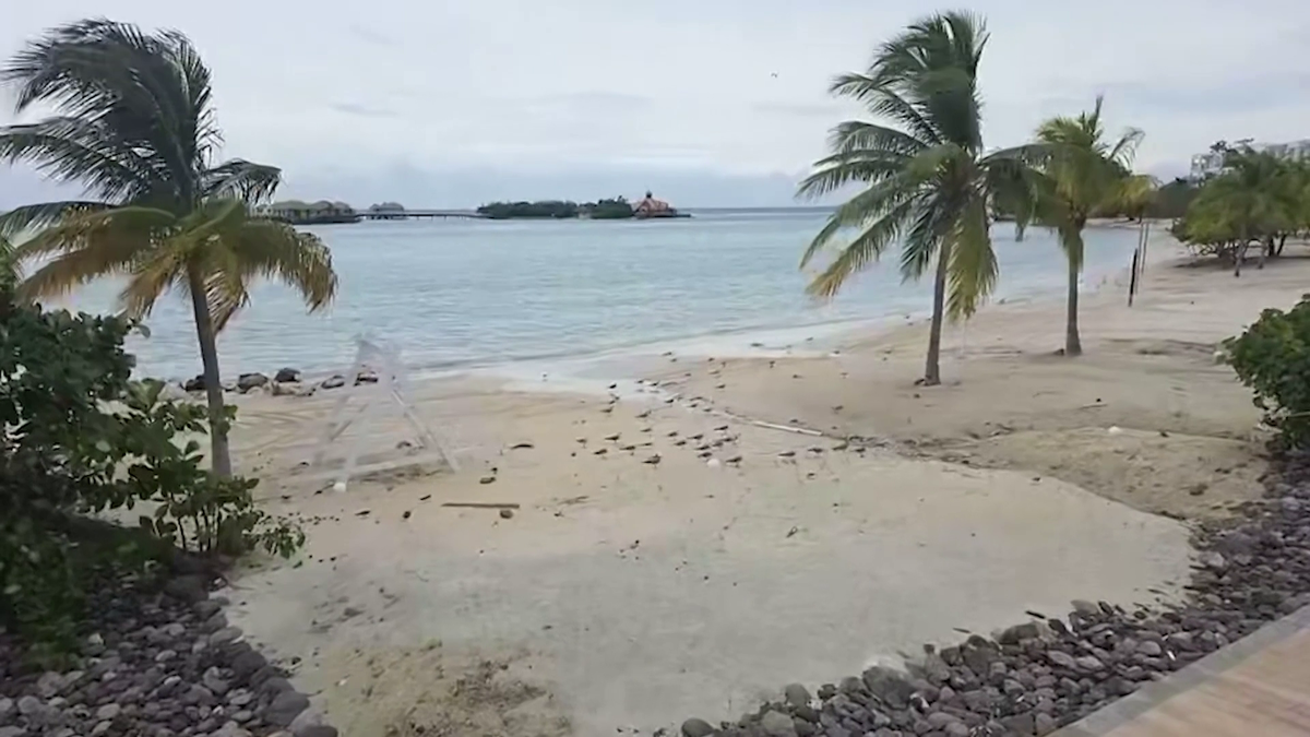 Mass. residents stranded in Jamaica as Hurricane Melissa nears