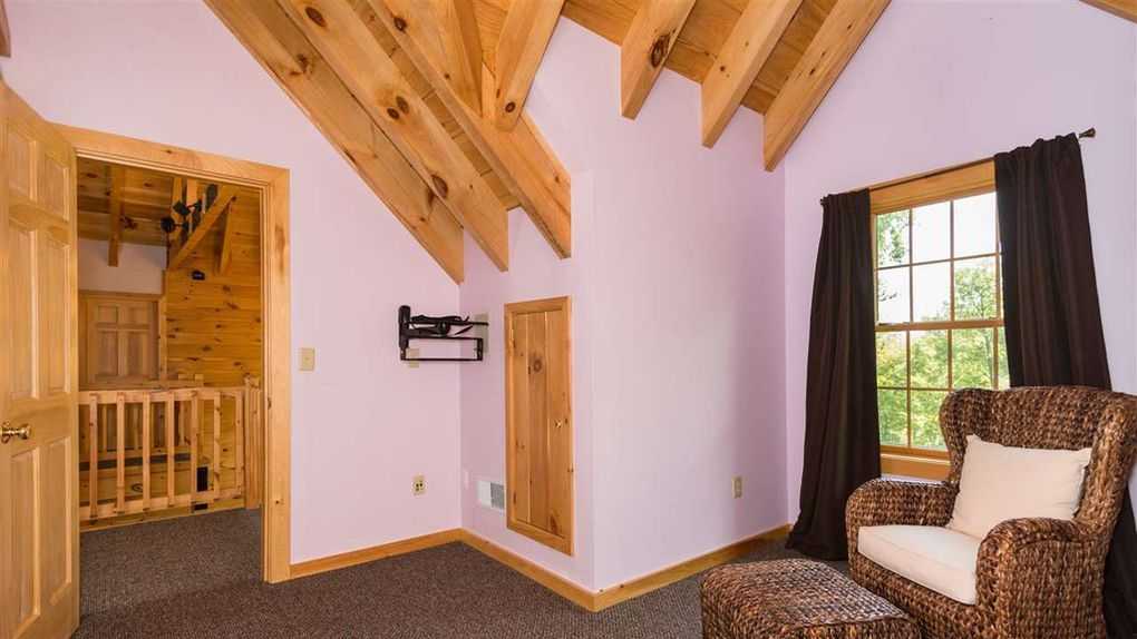 Mansion Monday A beautiful log home on Lake Winnisquam in Meredith