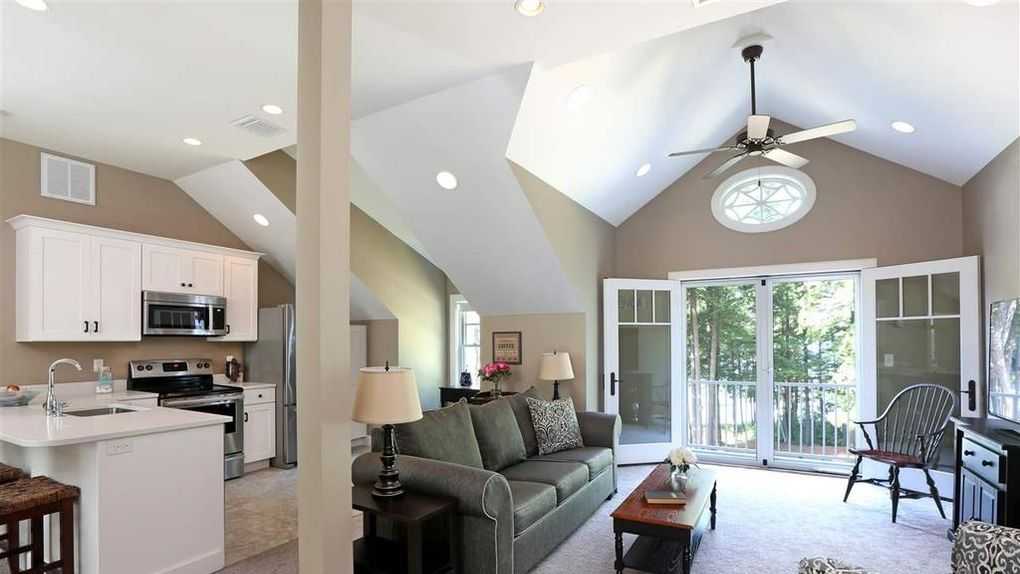 Mansion Monday Lakeside Meredith home offers stunning mountain views