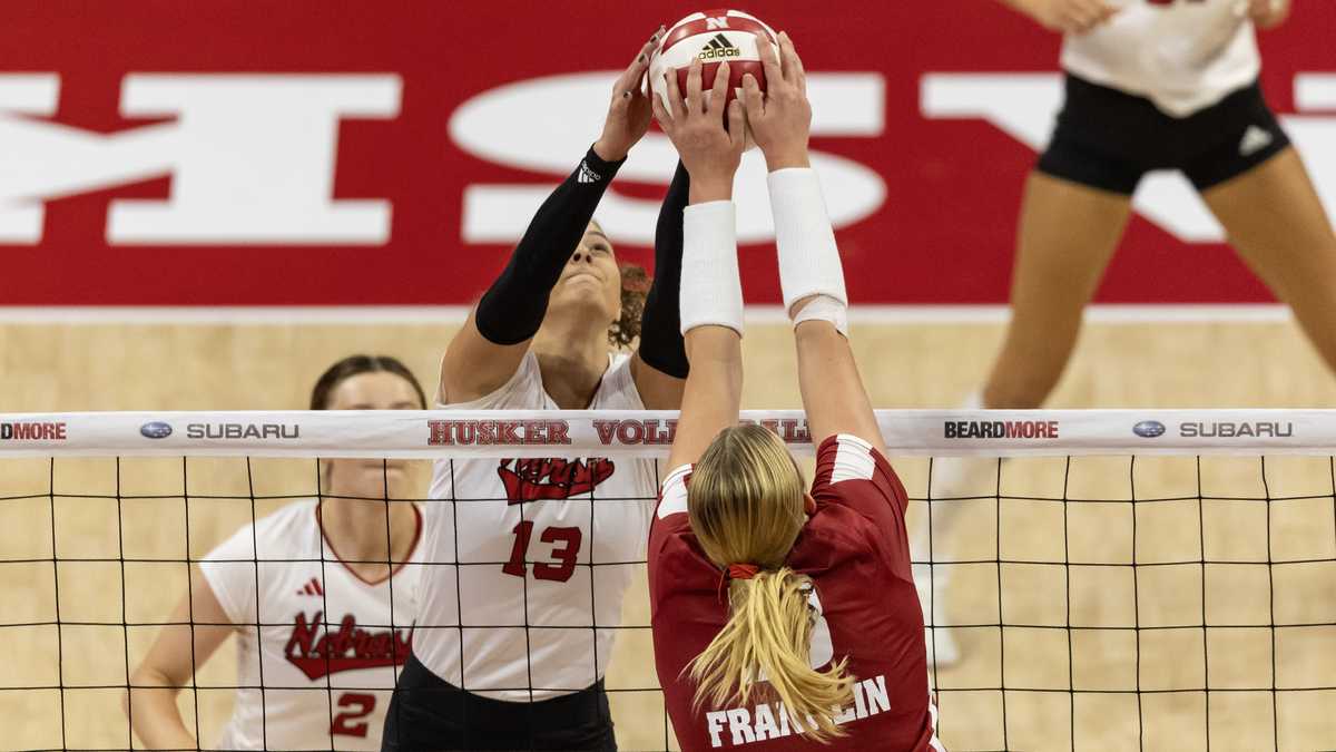 Nebraska - NCAA Women's Volleyball : Harper Murray - Red Jersey